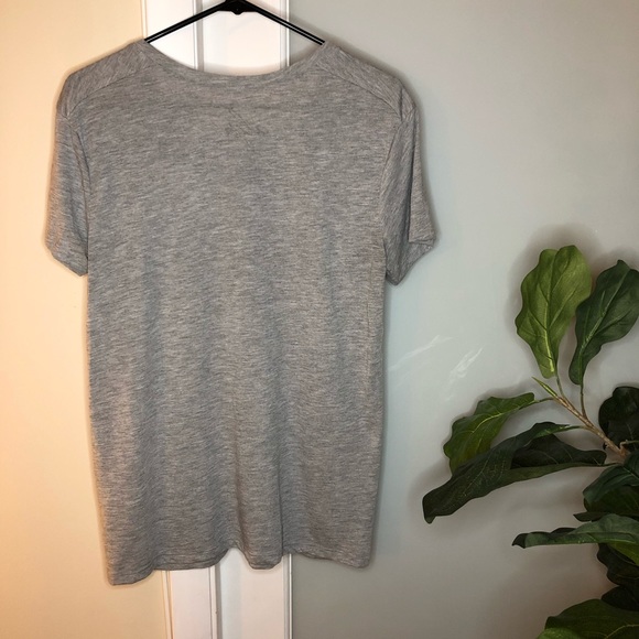 Alya Graphic Tee - Picture 2 of 4